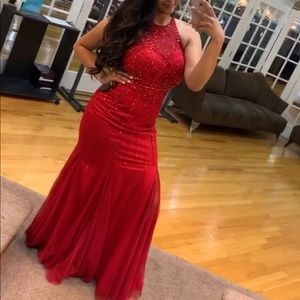 OPEN BACK RED 2019 PROM DRESS // SIZE 6